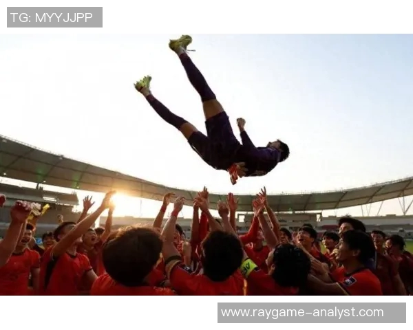 中超激战尤文图斯大胜曼城五球狂潮神扑瞬间点燃全场激情