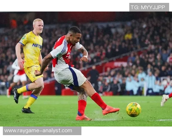 中超激战巴萨逆转阿森纳上演帽子戏法引爆全场激情