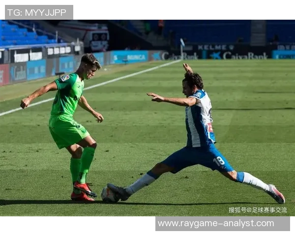 西甲惊现冷门本菲卡点球大战力克AC米兰全场沸腾